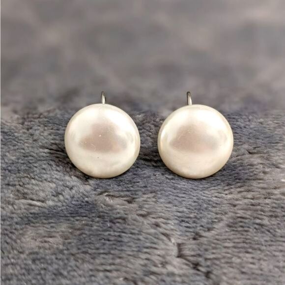 Japan Jewelry - Vintage Faux Pearl Button Screw Back Earrings -Made in Japan